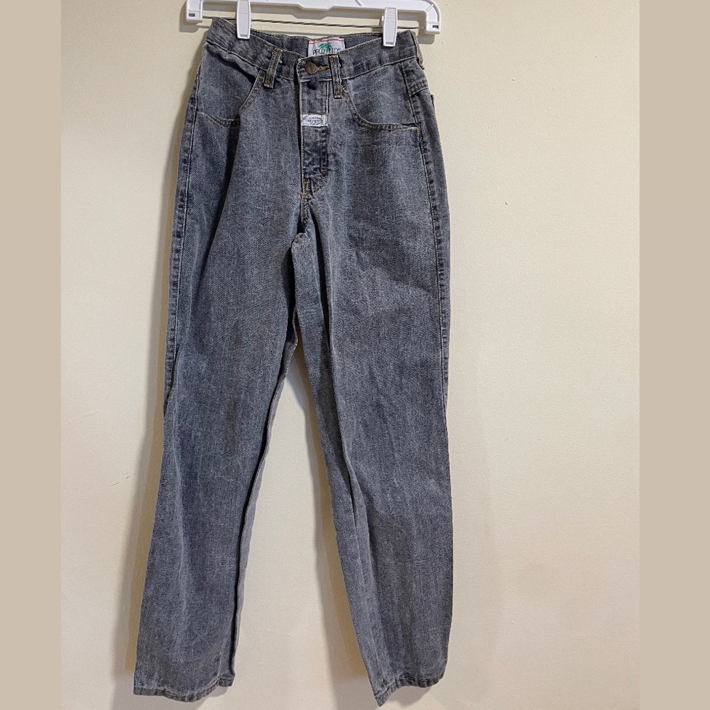 Acid wash jeans